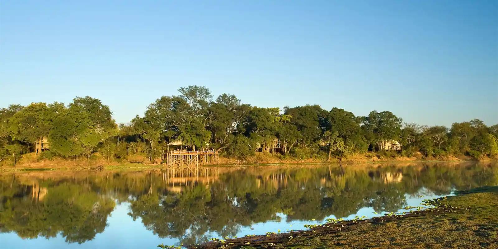 Chindeni bush camp in South Luangwa National Park, Zambia
