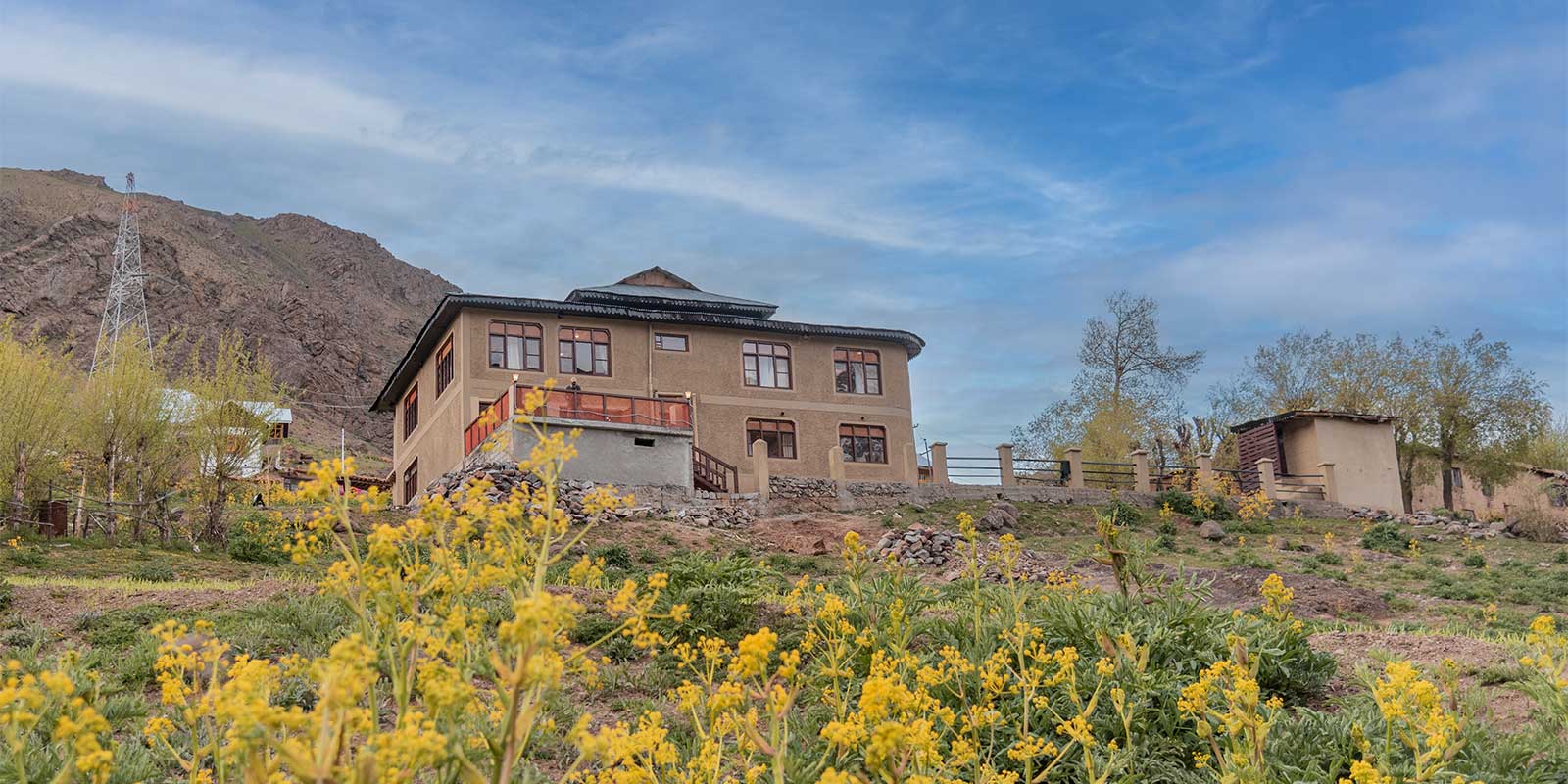 Drenmo Lodge in India