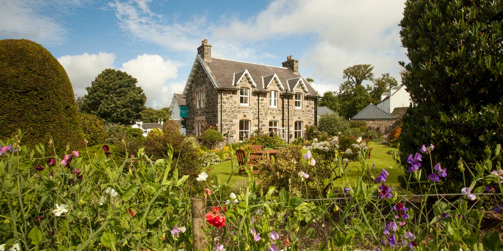 Bridgend Hotel in Islay, Scotland