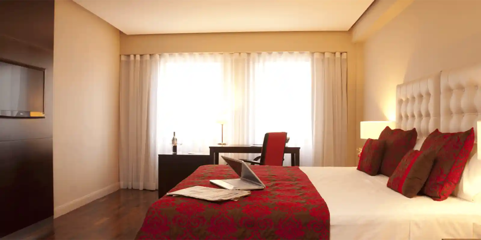 Double bedroom at Kenton Palace Buenos Aires in Argentina