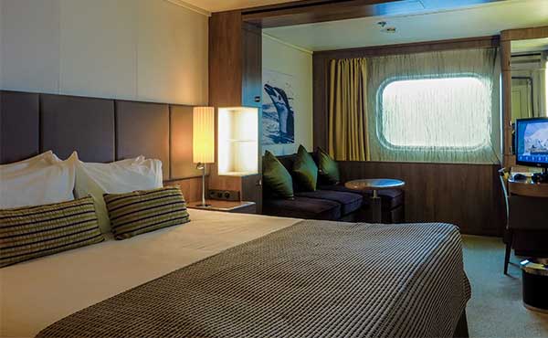 Worsley suite on board Heritage Adventurer.