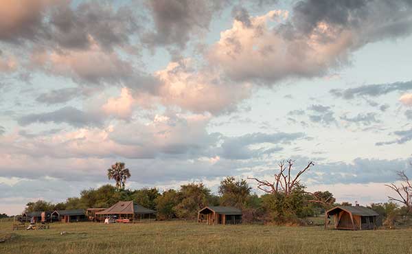 Bush Lark Mobile Tented Camp