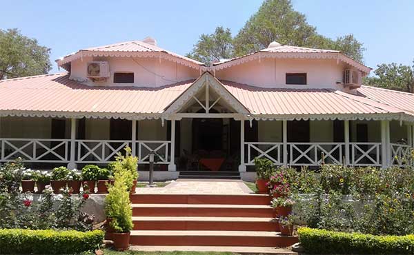 Satpura Retreat Hotel