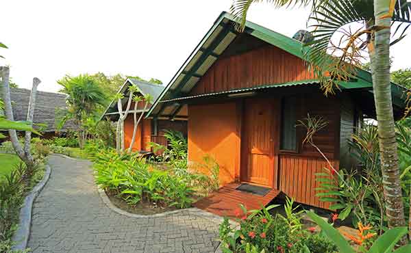 Kokopo Beach Bungalow Resort