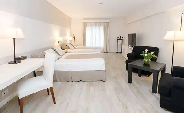 Loi Suites Recoleta Hotel