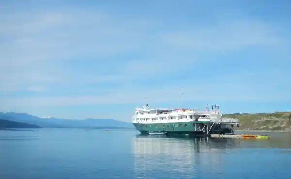 Wilderness Discoverer 