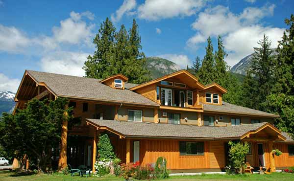 Bella Coola Mountain Lodge