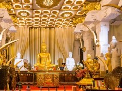 Buddha statue in Temple of the Tooth, Kandy
