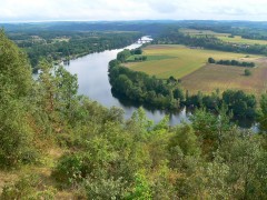 Dordogne river near Tremolat.