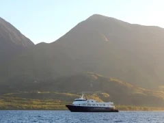 Safari Explorer in Hawaii