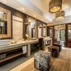 A spacious dressing room in one of Sabi Sabi Bush Lodge's luxury villas.