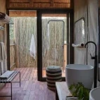 Example of the en suite bathroom facilities in one of the chalets at KuKaya.