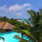 Swimming pool at Bahia Mar in Vilanculos, Mozambique
