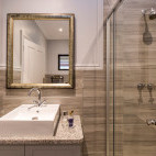 Standard bathroom at The Cavern in Drakensberg, South Africa