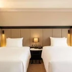 The twin deluxe riverside room bed setup at Hilton Kuching, Borneo