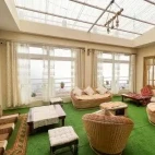 The lounge at Shikar Tarry Lodge, India