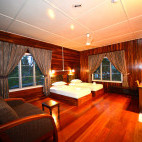 Twin room at Abai Jungle Lodge