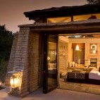 Bedroom at Pashan Garh in Panna National Park, India