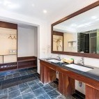 Dressing area at Ranthambhore Kothi in India