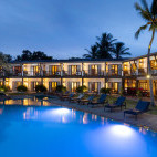 Swimming pool at Kithala Resort in Tissamaharama, Sri Lanka