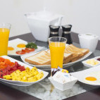 Breakfast at Cloud 9 Resort in Wilpattu National Park, Sri Lanka