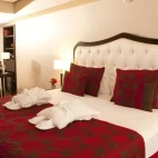Double bedroom at Kenton Palace Buenos Aires in Argentina