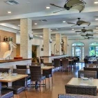 The dining area at Plantation Resort, Florida.