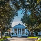 View of the entrance to Plantation Resort in Florida.