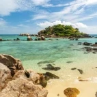 Osprey Island and Lizard Island, in the Great Barrier Reef, Australia