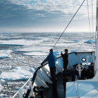 MS Sjøveien in Svalbard.