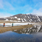 Hikers in North Spitsbergen.