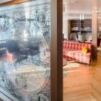 Library on board Hondius polar vessel.