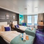 Twin deluxe cabin on board Hondius polar vessel.