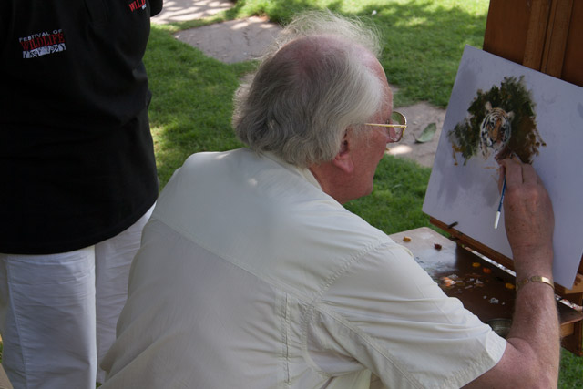 Art workshop on a Festival of Wildlife trip to India.