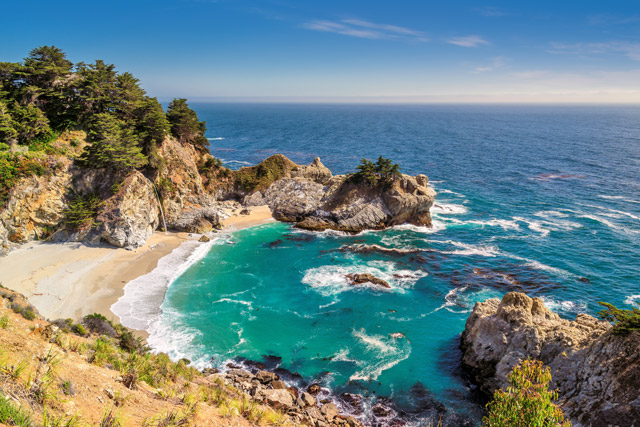 Julia Pfeiffer beach in Monterey Bay, USA